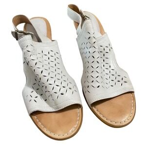 Born Stella Perforated Open Toe Slingback Heeled Sandal Sz 10 Leather Boho Chic